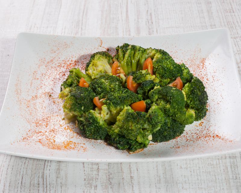 Poza Broccoli inabusit cu usturoi si ulei de masline